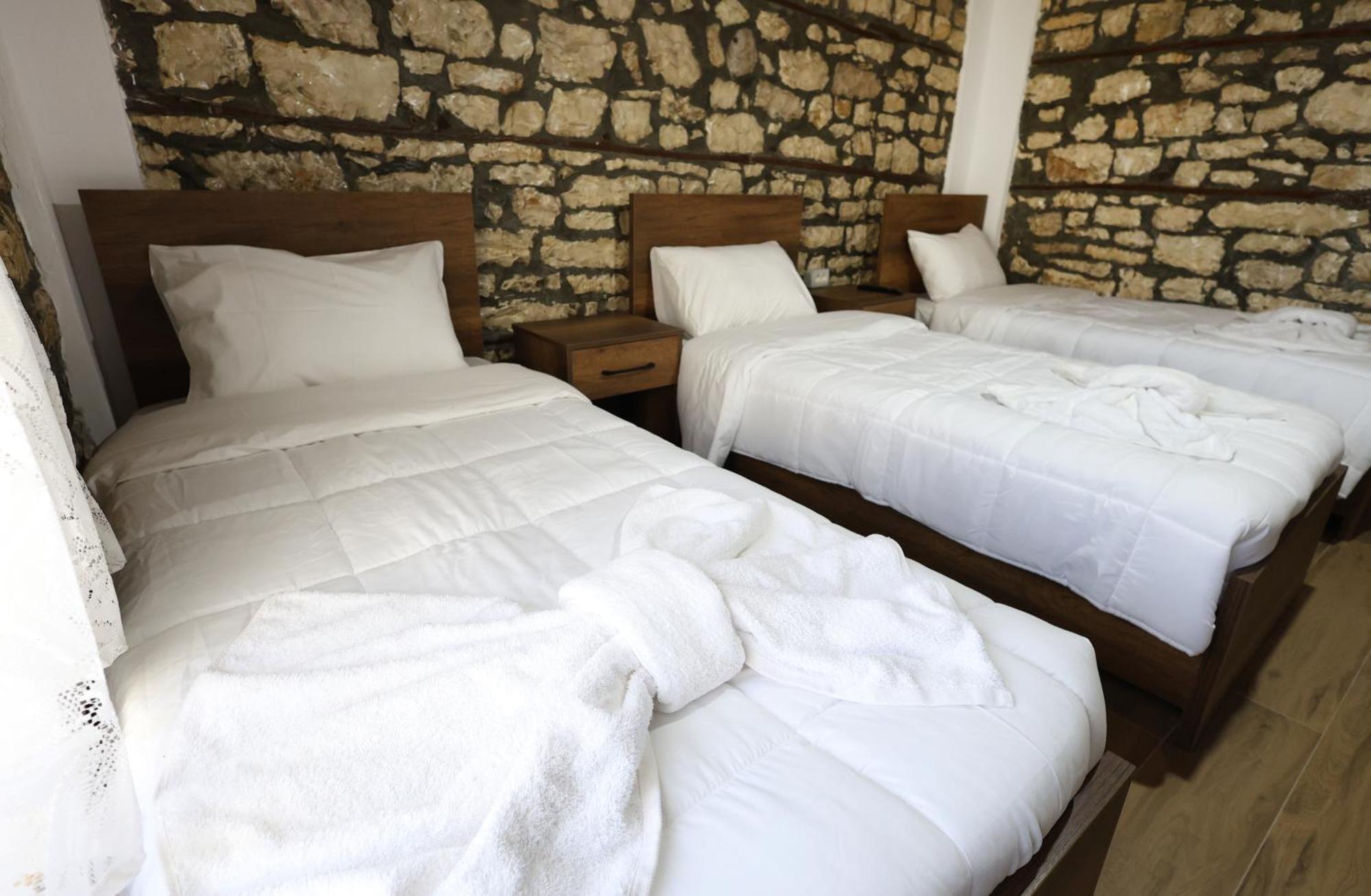Villa Shpiragu Village Experience Berat Exterior photo