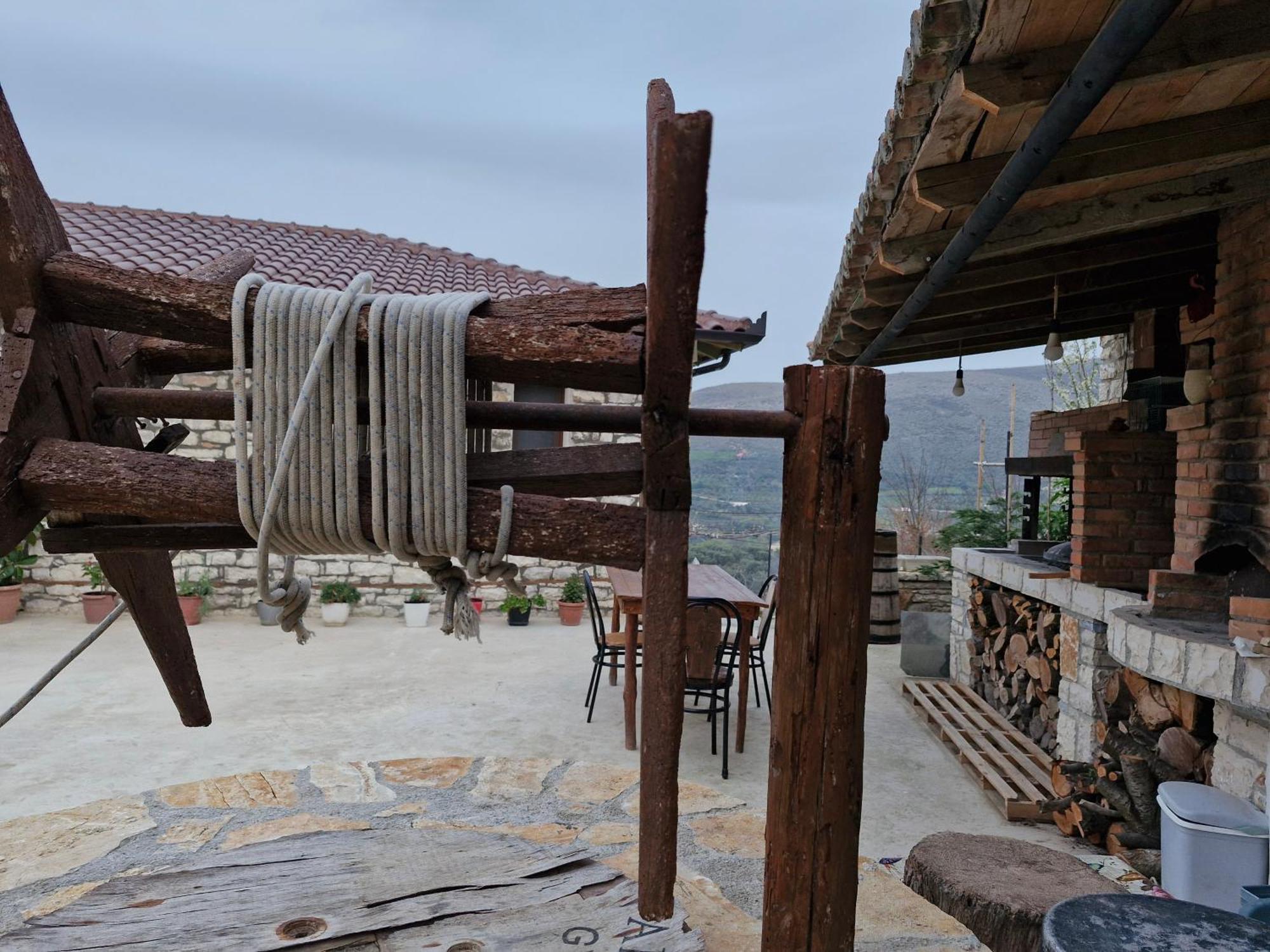 Villa Shpiragu Village Experience Berat Exterior photo